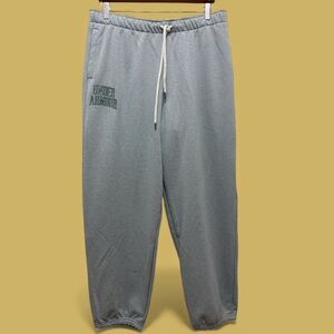 NEW Under Joggers Armour Women's Loose Fit Size L, Gray.